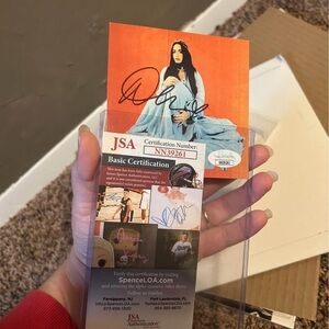 Demi Lovato Autographed Photo with JSA Certification
